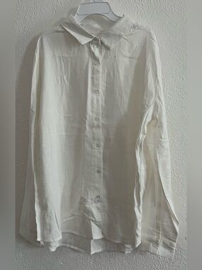 Women’s Cream Button-Down Shirt — Classic Lightweight Long Sleeve